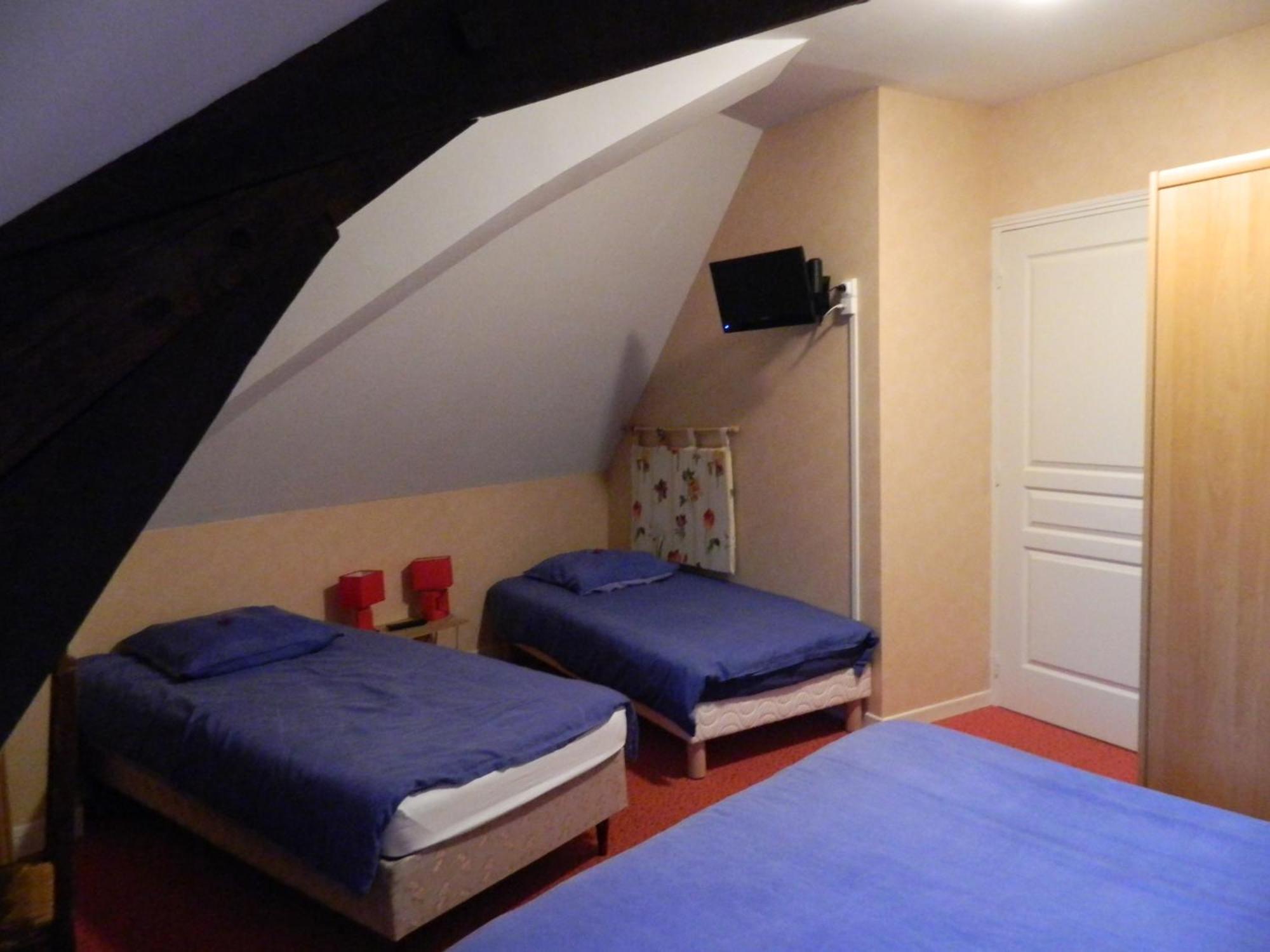 Le Lion D'Or Hotell Ouroux-en-Morvan Exteriör bild
